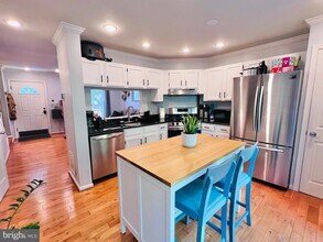 12298 Granada Way in Woodbridge, VA - Building Photo - Building Photo