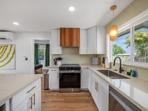 338 Kalama St in Kailua, HI - Building Photo - Building Photo