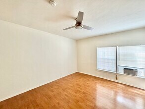 439 N Van Ness Ave in Los Angeles, CA - Building Photo - Building Photo