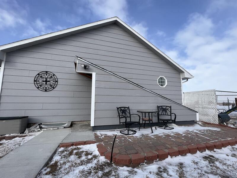 7800 Happy Jack Rd in Cheyenne, WY - Building Photo