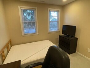 10540 Assembly Dr in Fairfax, VA - Building Photo - Building Photo