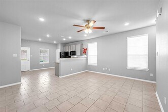 31642 Heguy Pass in Fulshear, TX - Building Photo - Building Photo