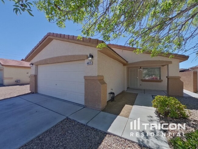 4825 River Splash Ave