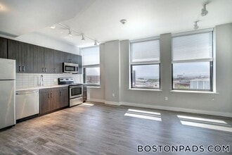 23 Central Ave in Lynn, MA - Building Photo - Building Photo