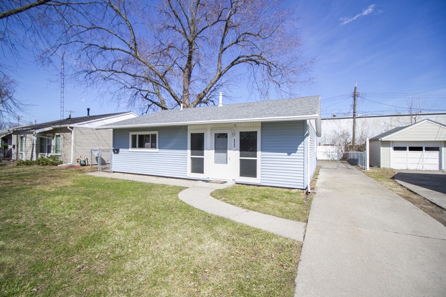 property at 5262 Spicer Rd
