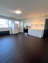 126 US Highway 46, Unit 2 in Saddle Brook, NJ - Building Photo