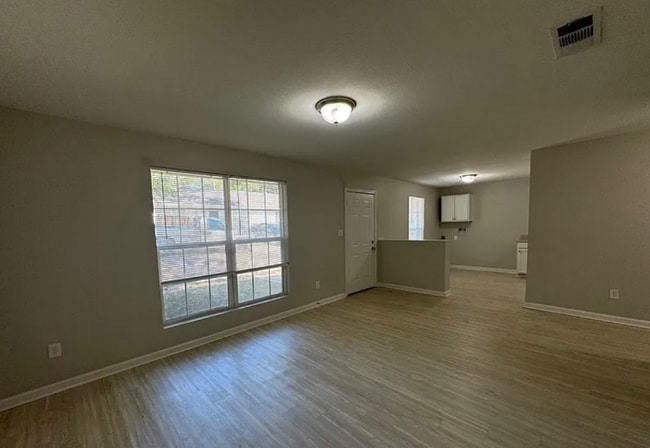 251 Lawrence Rd in Jackson, MS - Building Photo - Building Photo