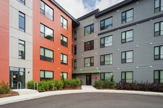 303 Market St in South Burlington, VT - Foto de edificio - Building Photo