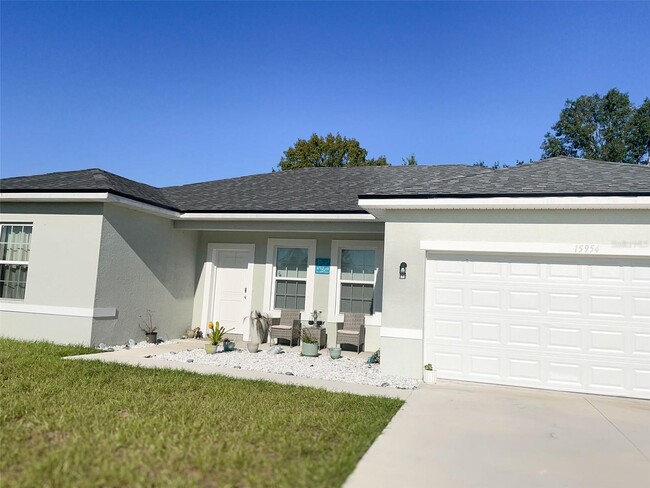 15954 SW 55th Avenue Rd in Ocala, FL - Foto de edificio - Building Photo