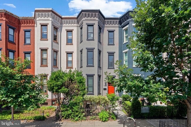 1932 15th St NW, Unit 2 in Washington, DC - Building Photo - Building Photo