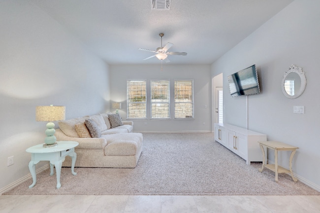 12817 Stanford Dr, Unit 72 in Austin, TX - Foto de edificio - Building Photo