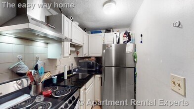 14 Murdock St in Somerville, MA - Building Photo - Building Photo