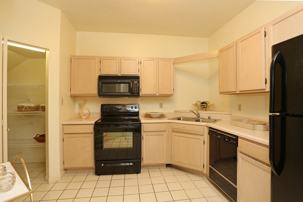 Springbrook Cercle Apartments in Oak Creek, WI