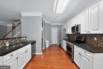 605 Lofty Ln in Atlanta, GA - Building Photo - Building Photo