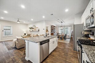 9833 Gln Brk Ln in Magnolia, TX - Building Photo