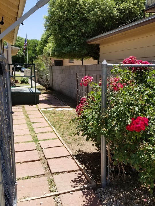 309 N Halagueno St in Carlsbad, NM - Building Photo