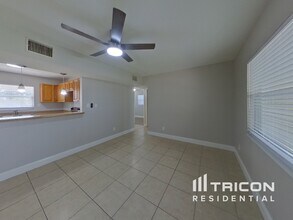 5151 Flamingo Dr N in St. Petersburg, FL - Building Photo - Building Photo
