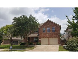 13613 Glen Mark Dr in Manor, TX - Building Photo