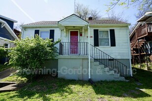 2109 12th Ave S in Nashville, TN - Building Photo