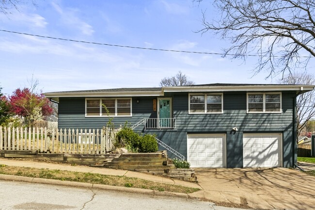 property at 5518 Woolworth Ave