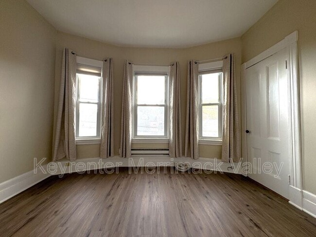 property at 5 Ellis Ave