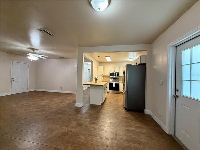 825 SE 8th Ave in Gainesville, FL - Building Photo - Building Photo