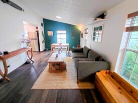 6840 E 11th Ave, Unit E 11th in Anchorage, AK - Building Photo