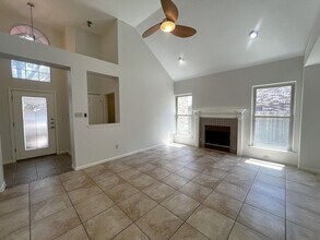6603 Carisbrooke Ln in Austin, TX - Building Photo - Building Photo