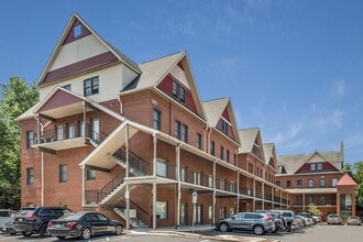 555 Main St in Laurel, MD - Building Photo - Building Photo