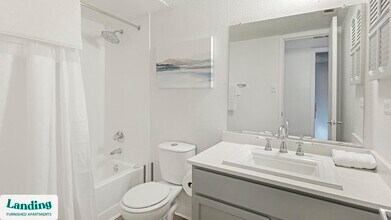 1071 Clayton Ln in Austin, TX - Building Photo - Building Photo