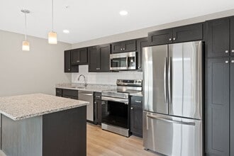 Centlivre The Crown in Fort Wayne, IN - Foto de edificio - Interior Photo