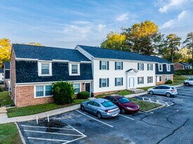 Retreat at Broad River in Columbia, SC - Building Photo