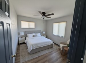 2162 Flintridge Dr in San Diego, CA - Building Photo - Building Photo