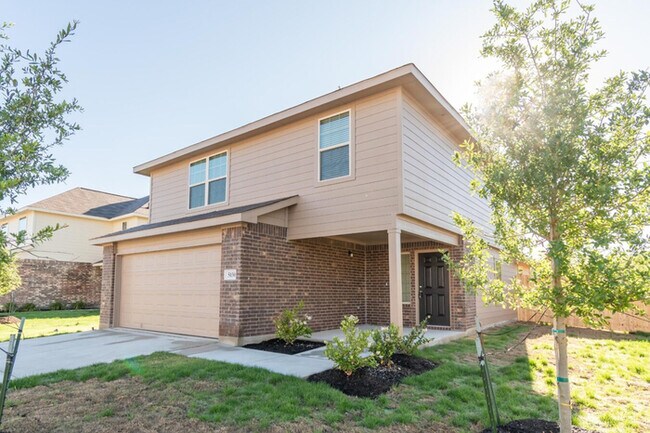 5030 War Horse Dr in San Antonio, TX - Building Photo - Building Photo