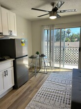 11143 S. Inglewood Ave. in Inglewood, CA - Building Photo - Interior Photo