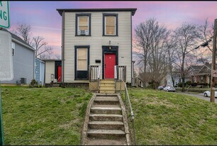 500 W Wyoming Ave in Cincinnati, OH - Building Photo