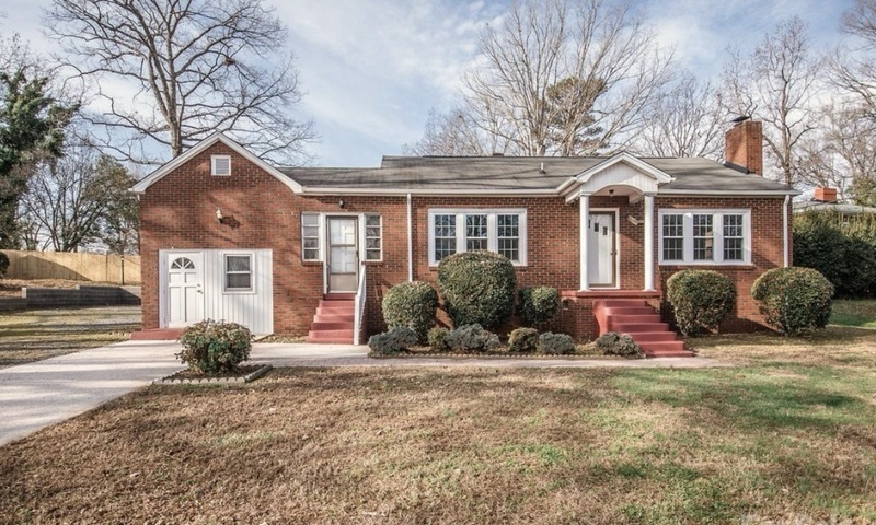 1032 Old Charlotte Rd SW in Concord, NC - Building Photo