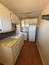 1020 S Rock Island Ave in El Reno, OK - Building Photo - Building Photo