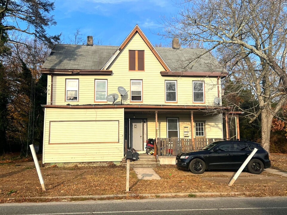 153 Main St in Cedarville, NJ - Foto de edificio