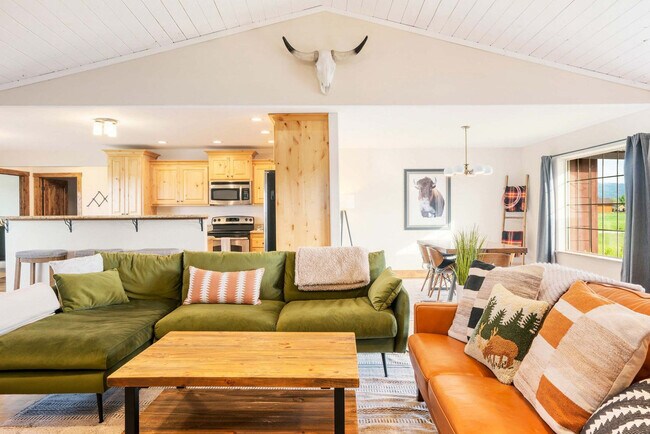 1054 Canoe Loop in Victor, ID - Building Photo - Building Photo