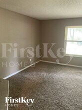 2112 Farthing Ct in Florissant, MO - Building Photo - Building Photo