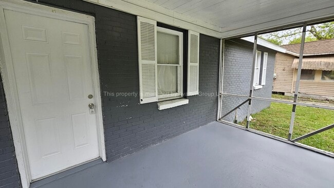 2395 Commonwealth Ave in Jacksonville, FL - Foto de edificio - Building Photo