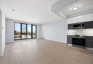 684 Dean St in Brooklyn, NY - Building Photo - Building Photo