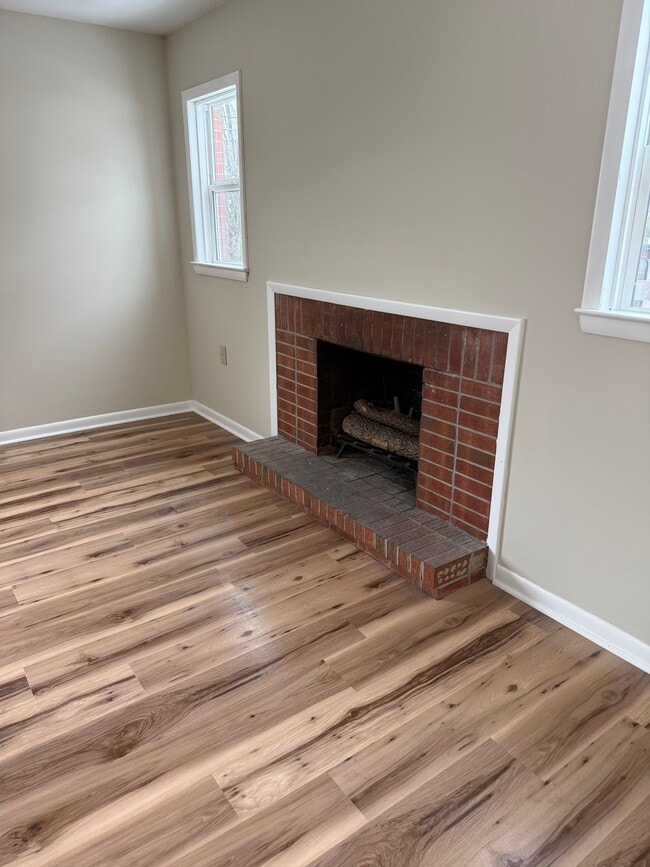 225 Pleasure Dr in Richmond, KY - Building Photo - Building Photo