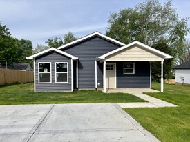 87 Bluegrass Rd in Somerset, KY - Building Photo