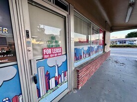 7131 Pembroke Rd in Pembroke Pines, FL - Building Photo