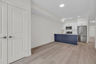 824 Woolwich St, Unit 136 in Guelph, ON - Building Photo - Building Photo