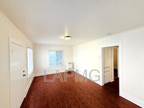 2414 1/2 E 3rd St in Los Angeles, CA - Building Photo - Building Photo