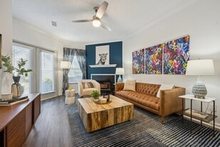 Aventura Oak Mountain in Birmingham, AL - Building Photo