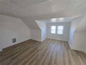 427 W Broad St in Bethlehem, PA - Building Photo - Building Photo